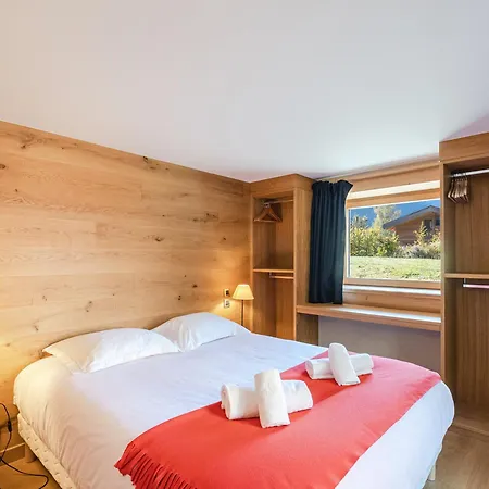 Chalet Superbe Avec Jardin Et Parking à - Fr-1-343-177 *