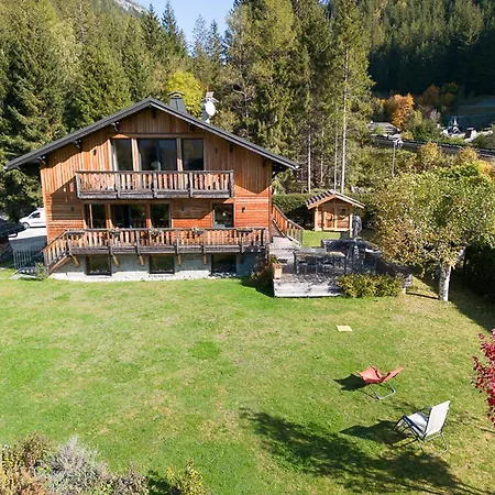 Superbe Avec Jardin Et Parking à - Fr-1-343-177 Chalet